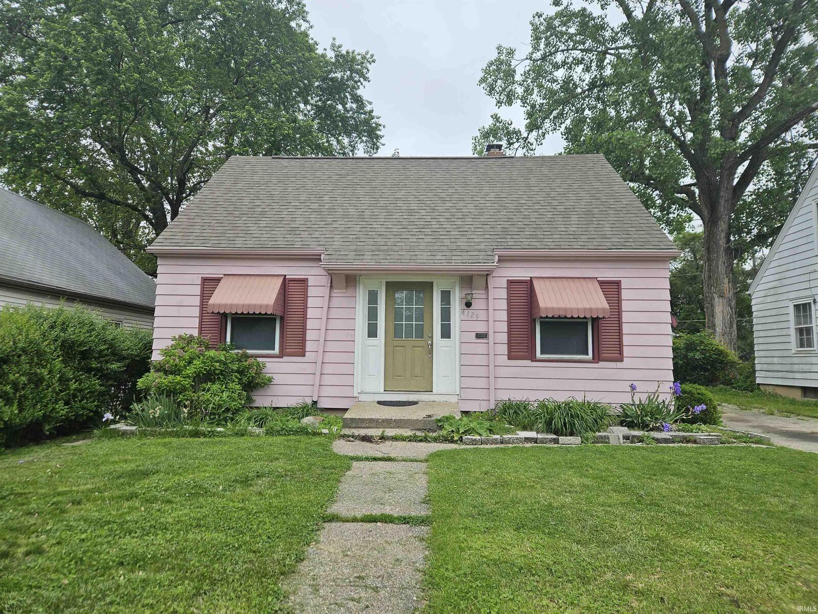 Property Photo:  4129 Bowser Avenue  IN 46806-4428 
