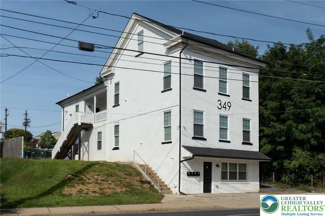 349 Hanover Avenue 1  Allentown City PA 18109 photo