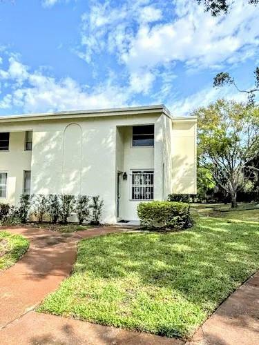 Property Photo: 4201 La Dega Court FL 33611