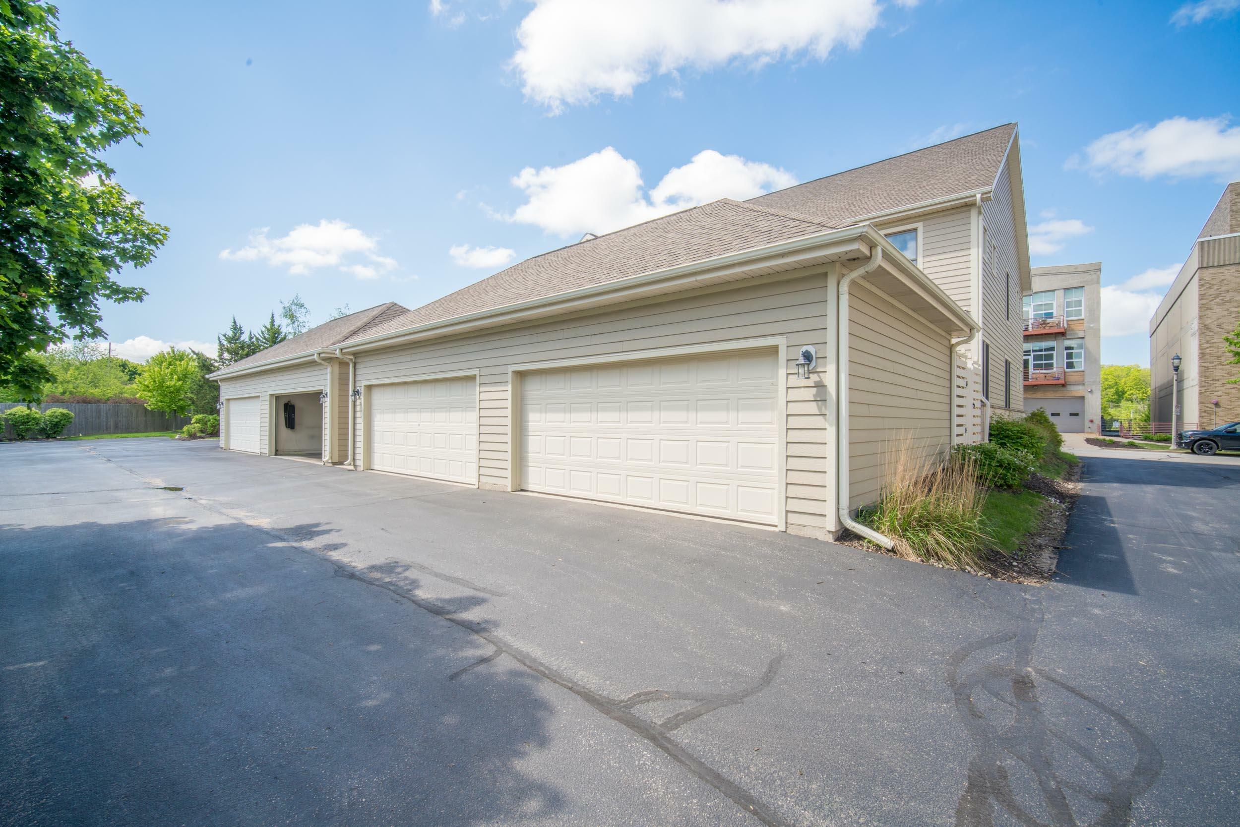 Property Photo: 739 Shore Ln WI 53090