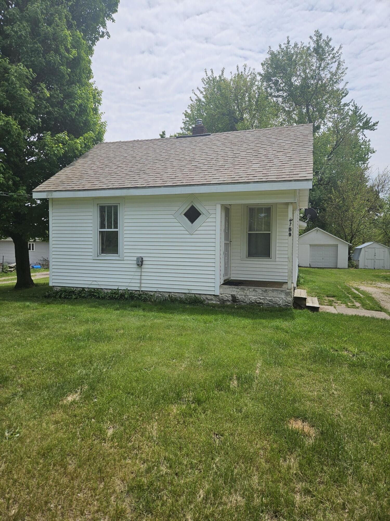 Property Photo: 2759 Riverside Road MI 49022