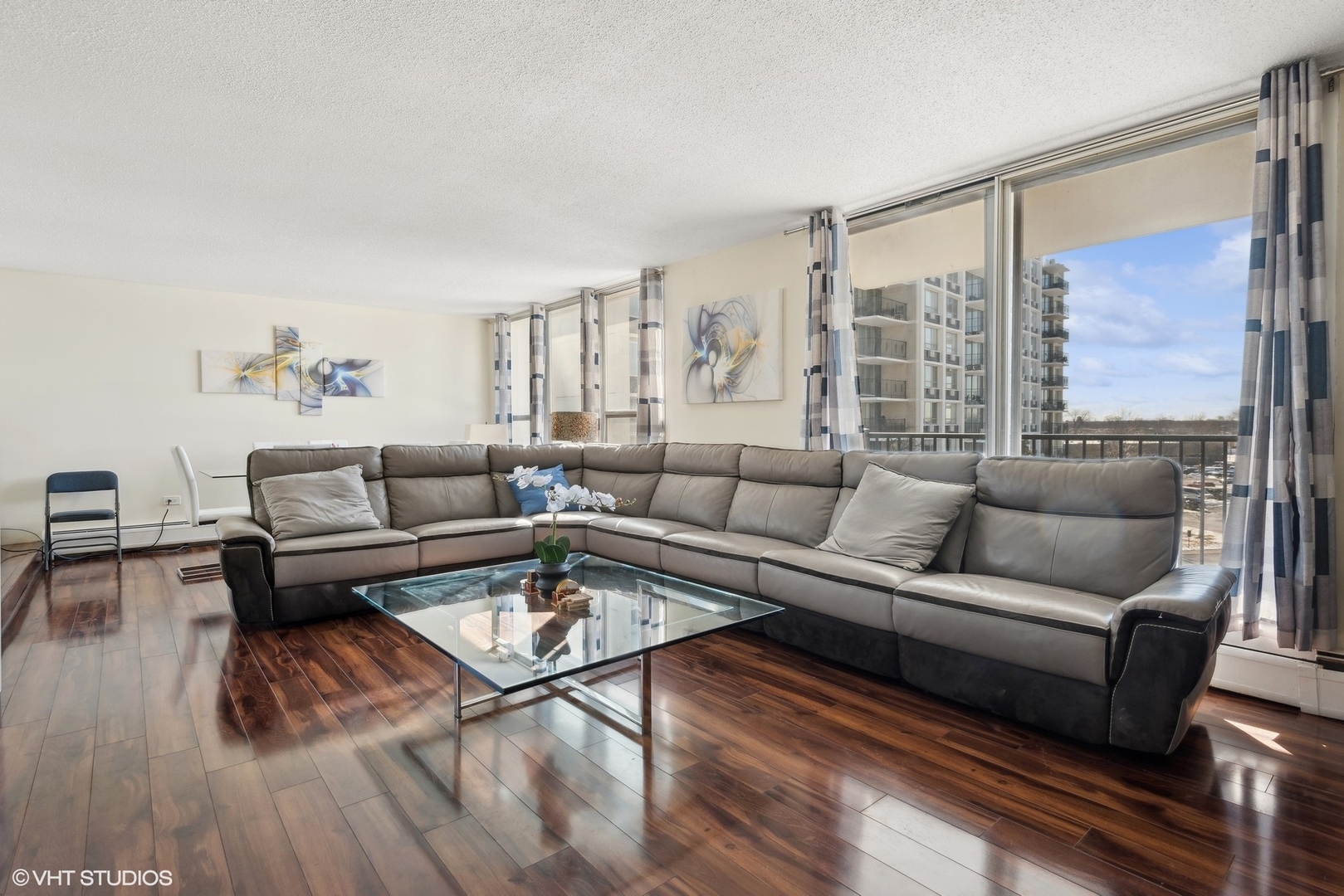 Property Photo: 8801 W Golf Road 5B IL 60714