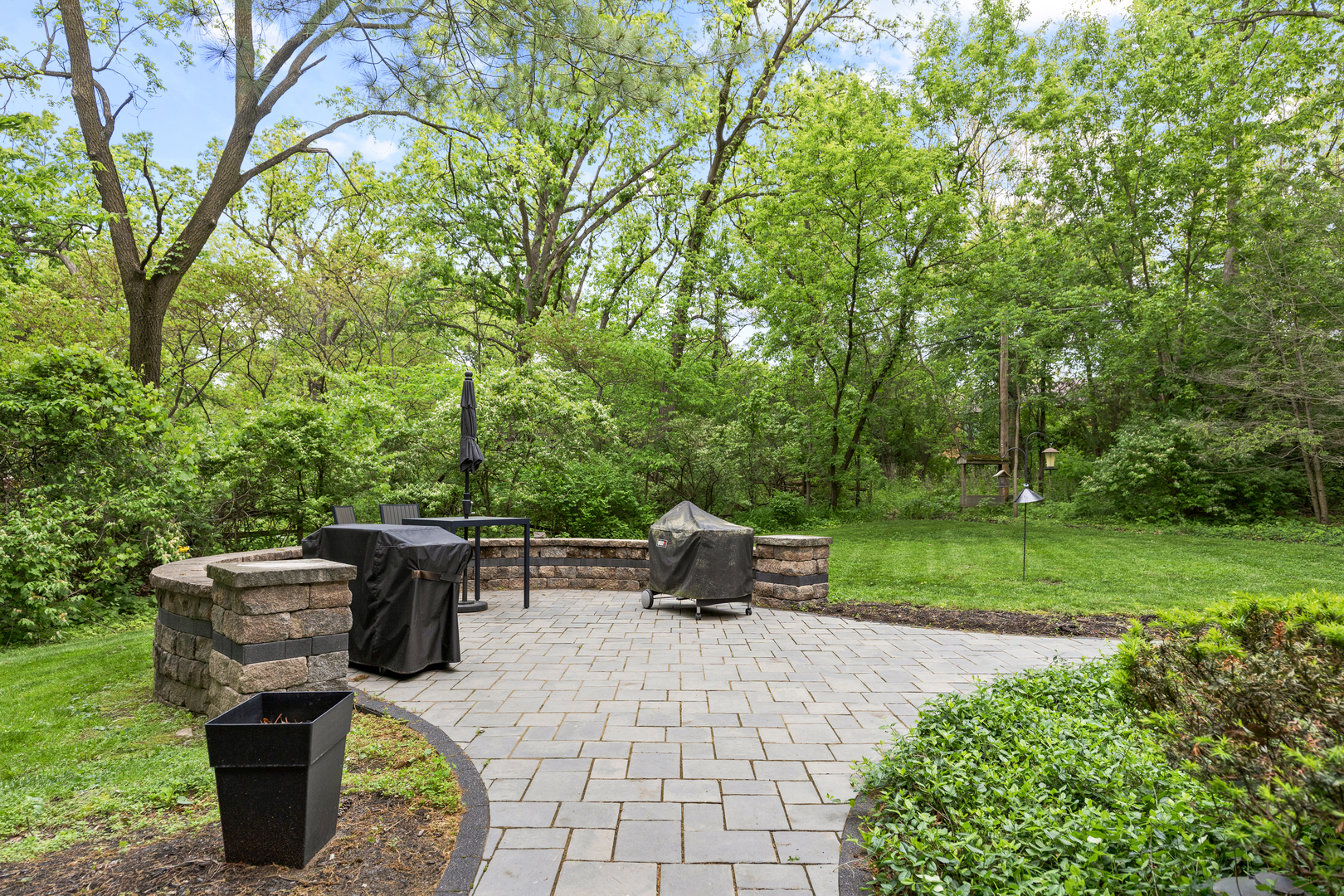 Property Photo:  218 Delnor Avenue  IL 60174 