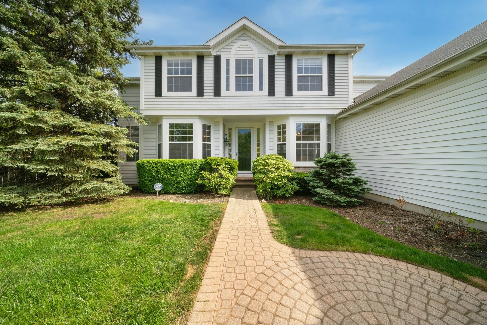 Property Photo: 2205 Miramar Court IL 60089
