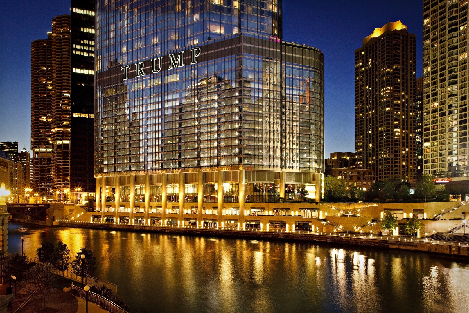 Property Photo: 401 N Wabash Avenue 1944 IL 60611