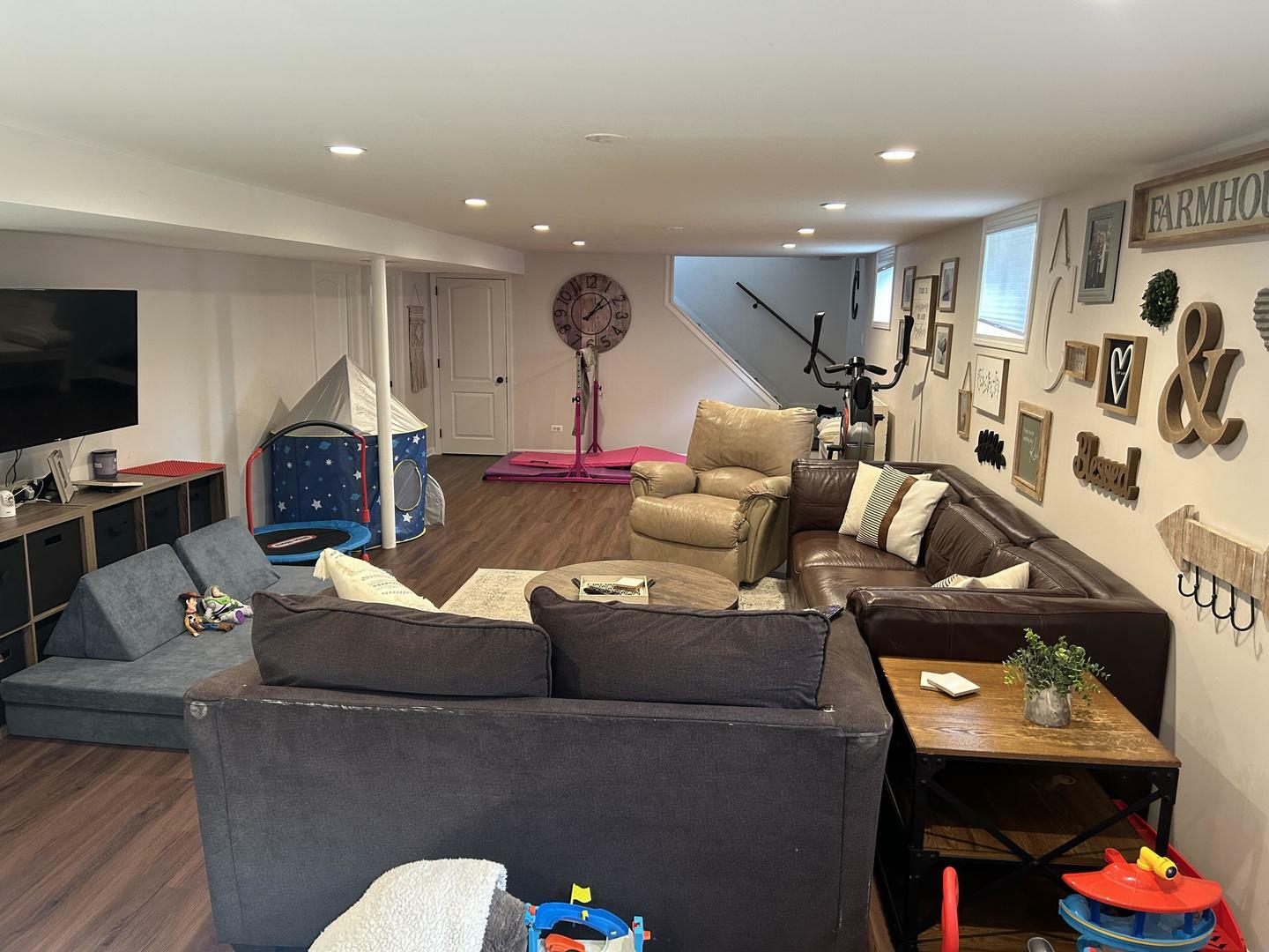 Property Photo: 4628 W 107th Street IL 60453