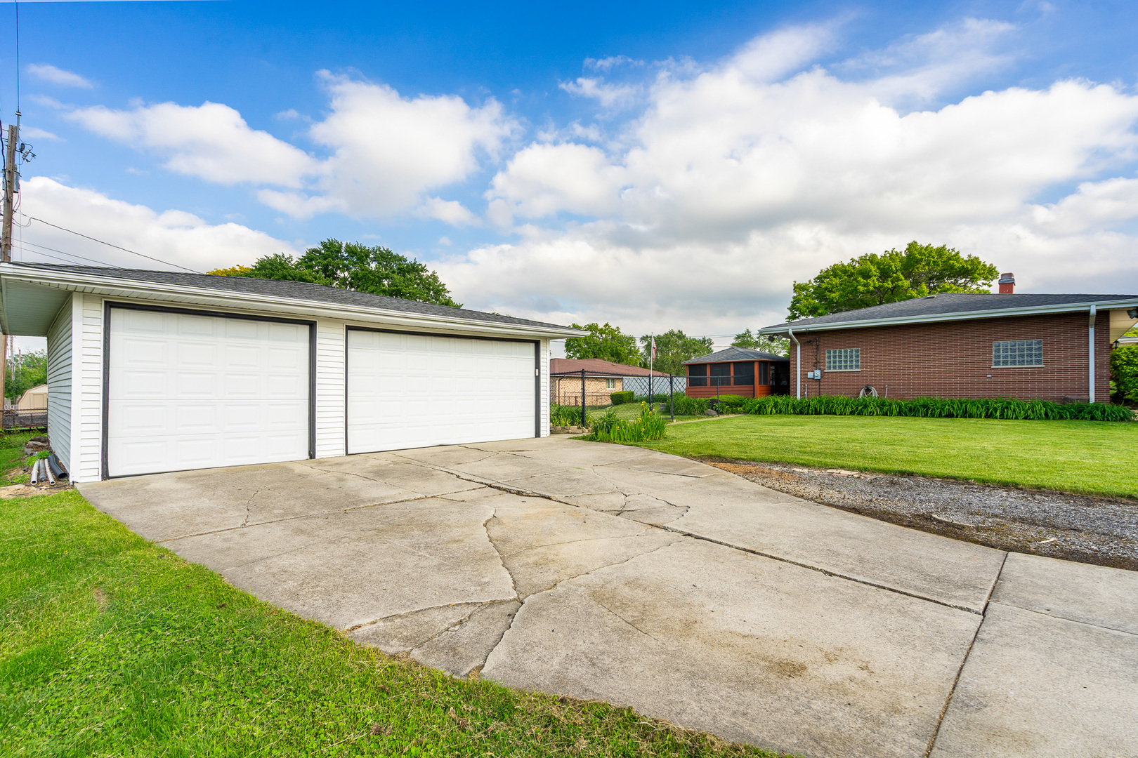 Property Photo: 6840 157th Street IL 60477