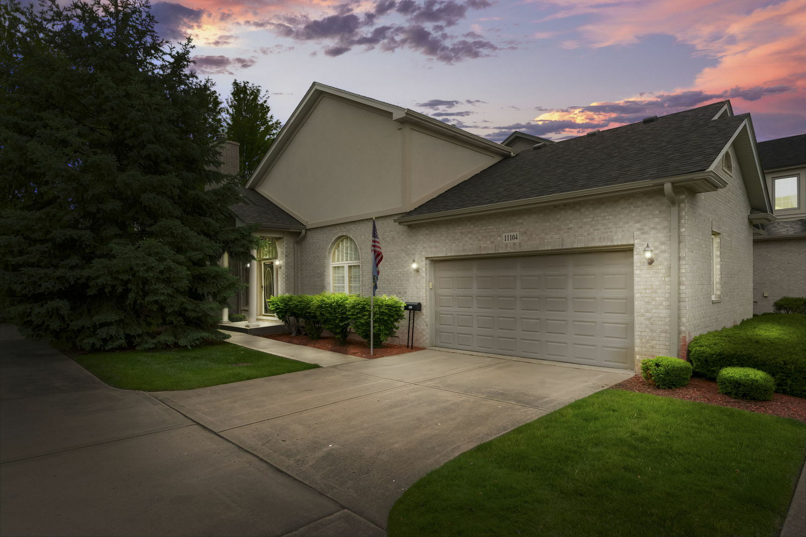 Property Photo:  11104 Karen Drive  IL 60467 