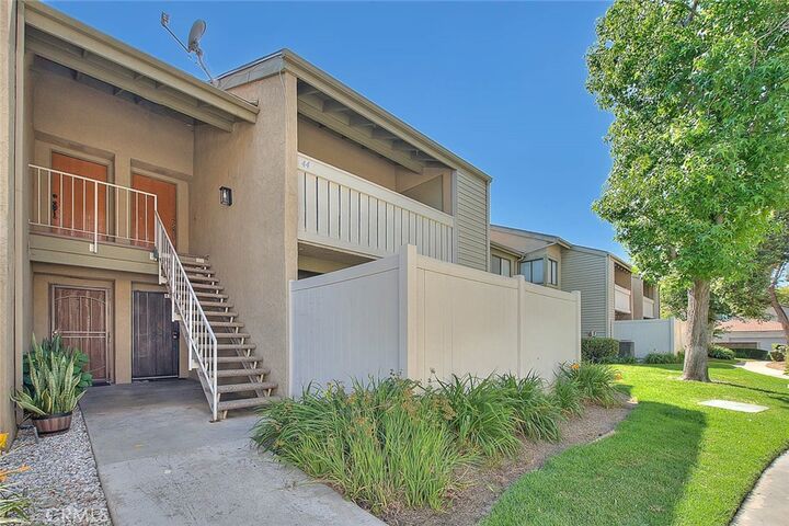 Property Photo:  44 Carriage Way 108  CA 91766 