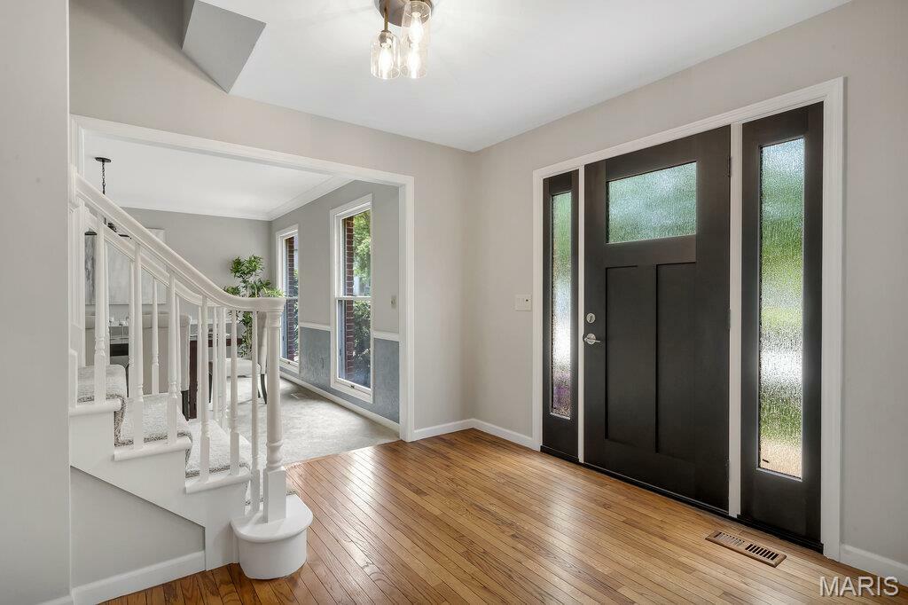 Property Photo: 1720 Eldon Ridge Court MO 63017