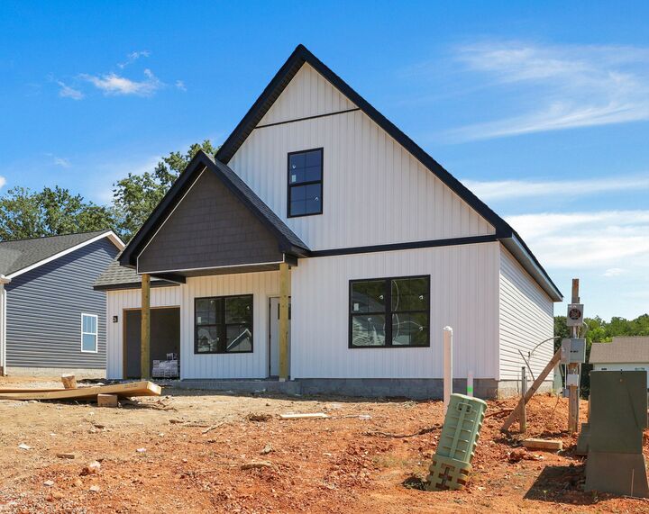 Property Photo: 1326 Isaiah Dr TN 37042
