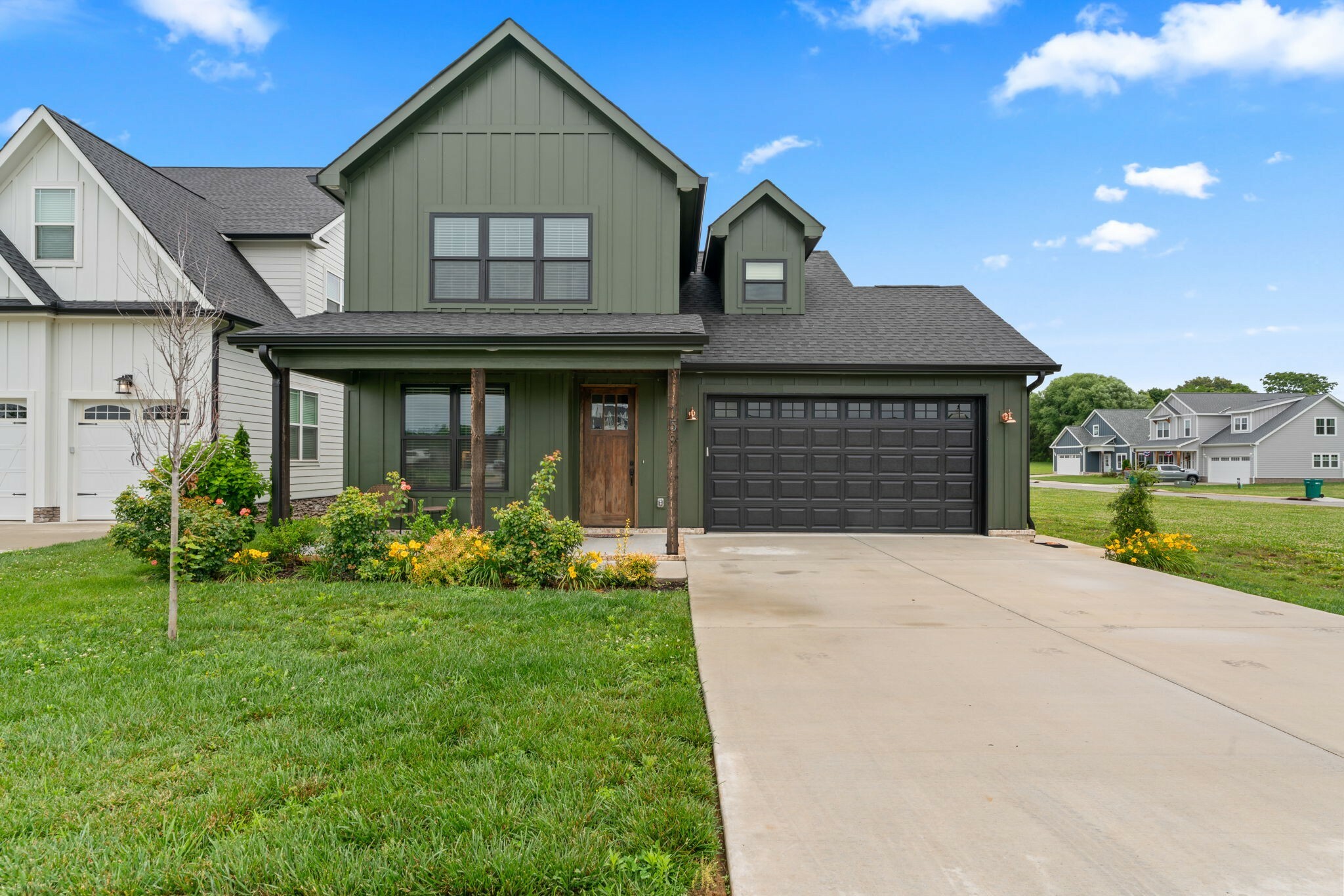 Property Photo: 159 Canoe Ct TN 37398