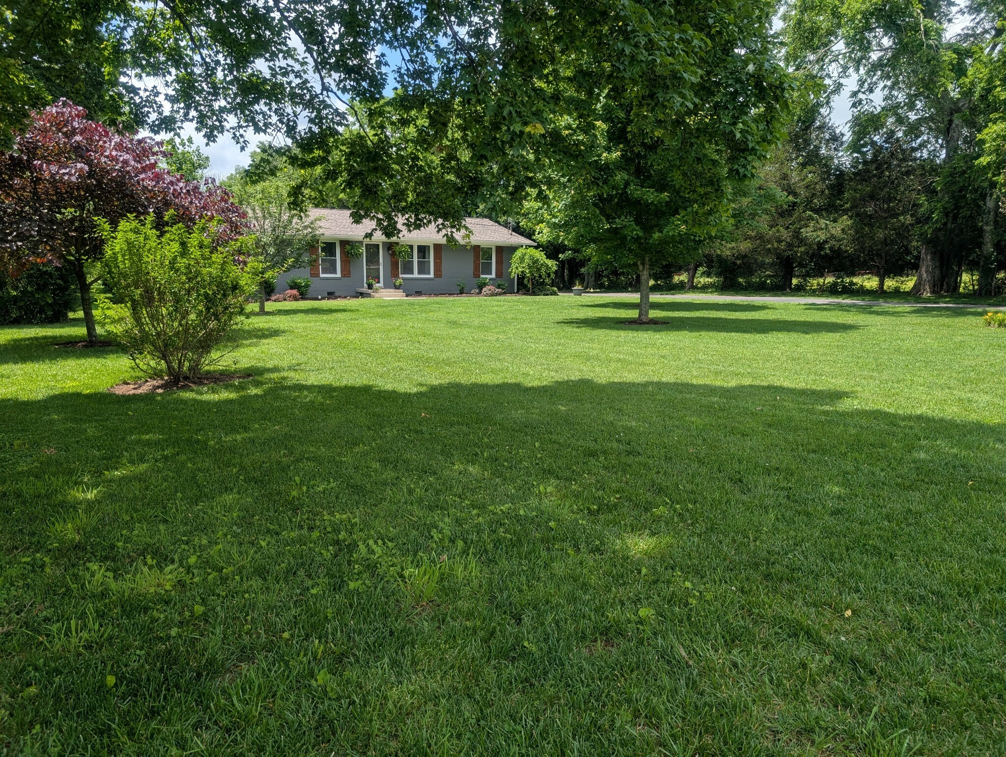 Property Photo: 4936 Bradyville Pike TN 37127