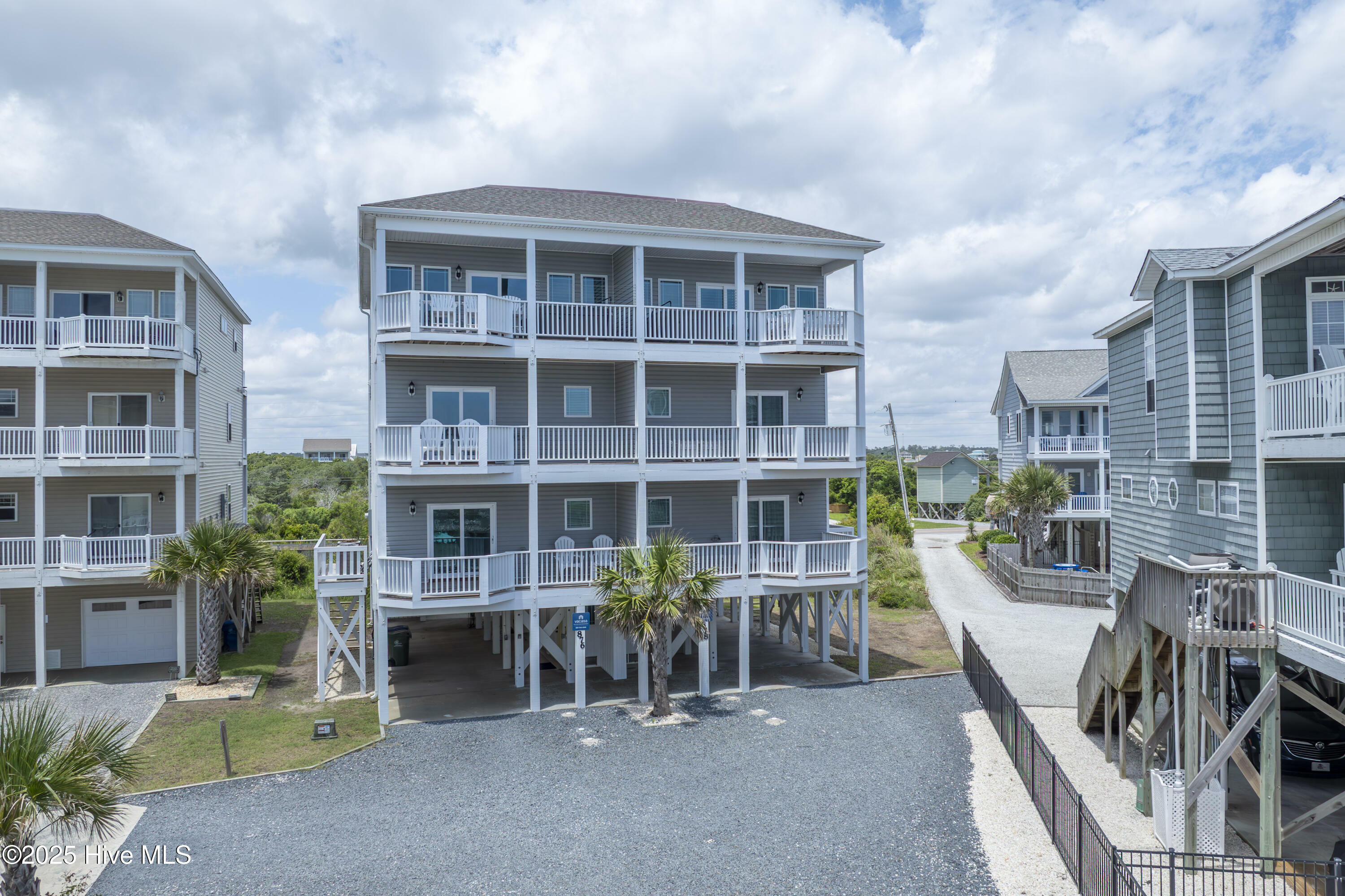 Property Photo: 876-878 Villas Drive NC 28460