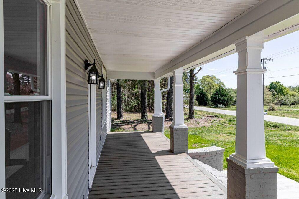 Property Photo:  785 Daniels Road  NC 27926 
