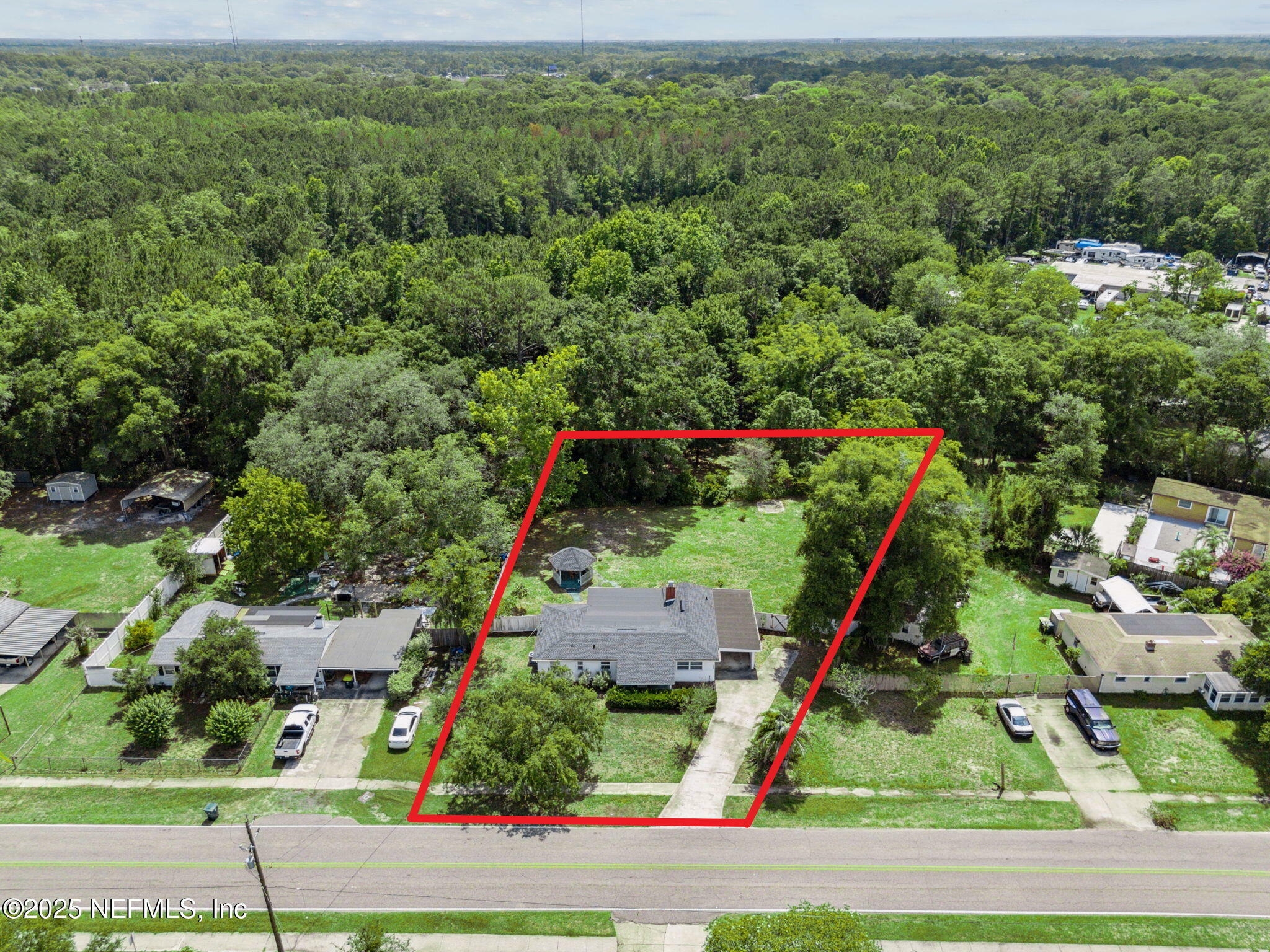 Property Photo: 2814 Peach Drive FL 32246