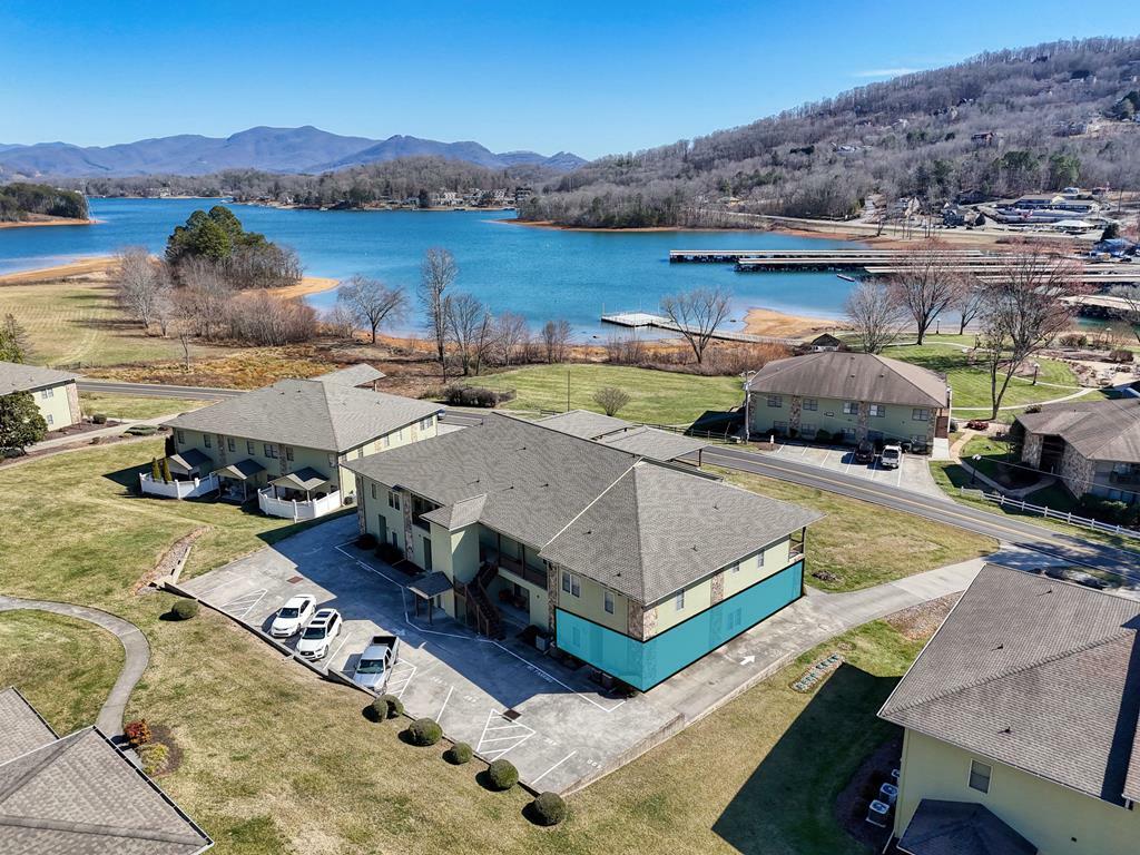 Property Photo: 1649D Lakeview Drive GA 30582