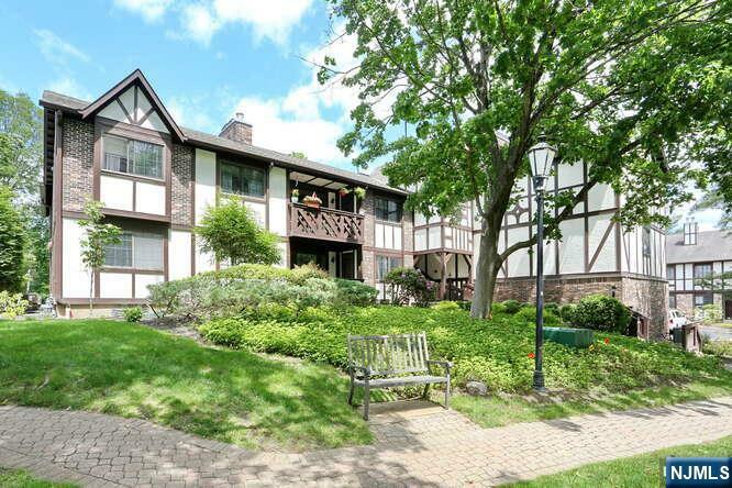 Property Photo: 103 Mark Twain Way NJ 07430