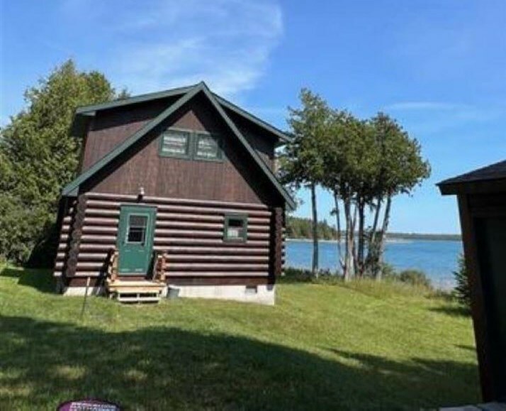 Property Photo:  483 Superior  MI 49725 