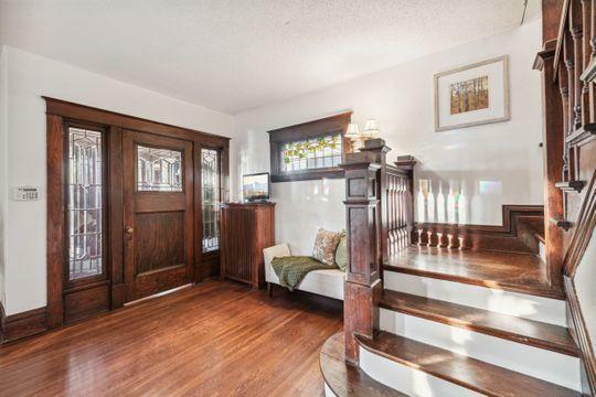 Property Photo:  1009 Grand Avenue  MN 55105 