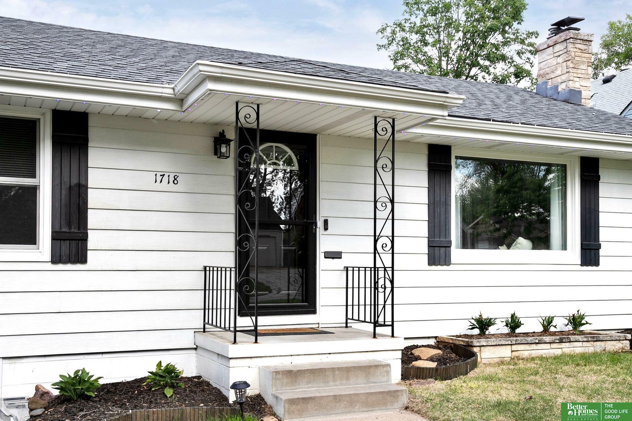 Property Photo: 1718 N 60th Street NE 68104