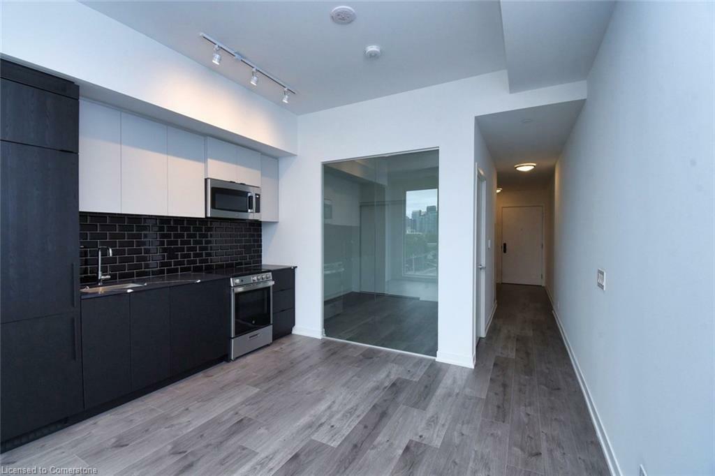 Property Photo: 285 Dufferin Street 414 ON M6K 1Z7