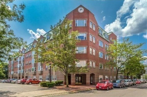 Property Photo: 289 Essex St 407 MA 01970
