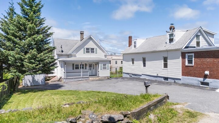 Property Photo: 11 Shale St MA 01604