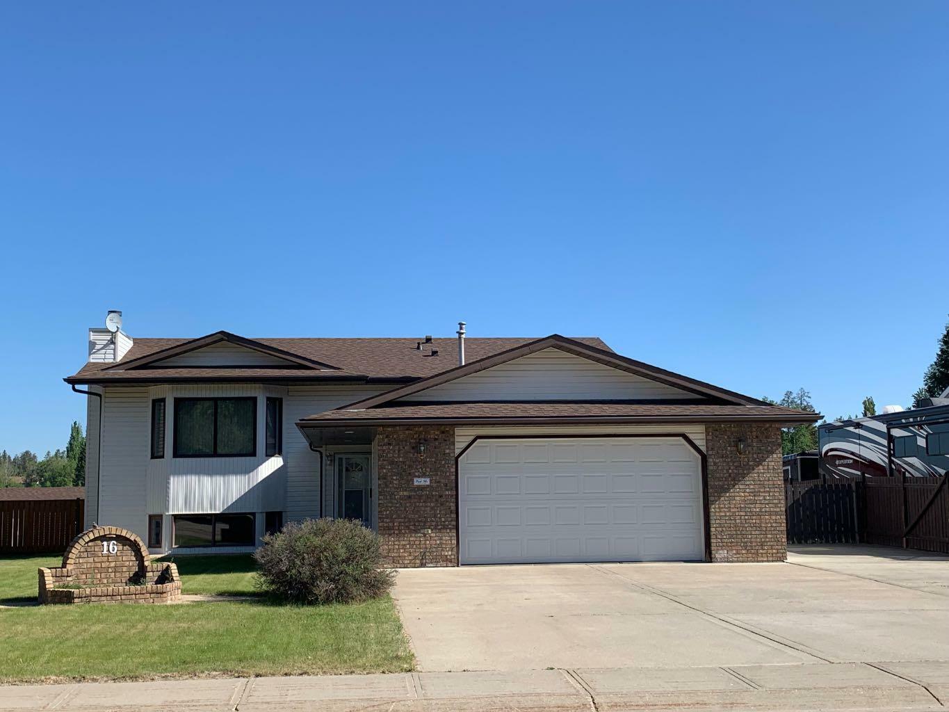 16 Park Drive  Whitecourt AB T7S 1N6 photo