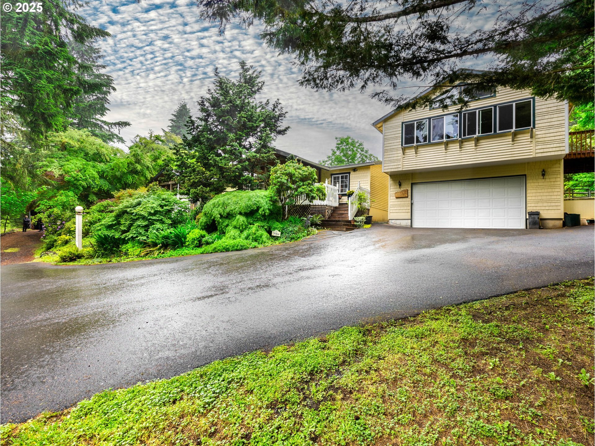 Property Photo: 59364 Blueberry Ln OR 97051