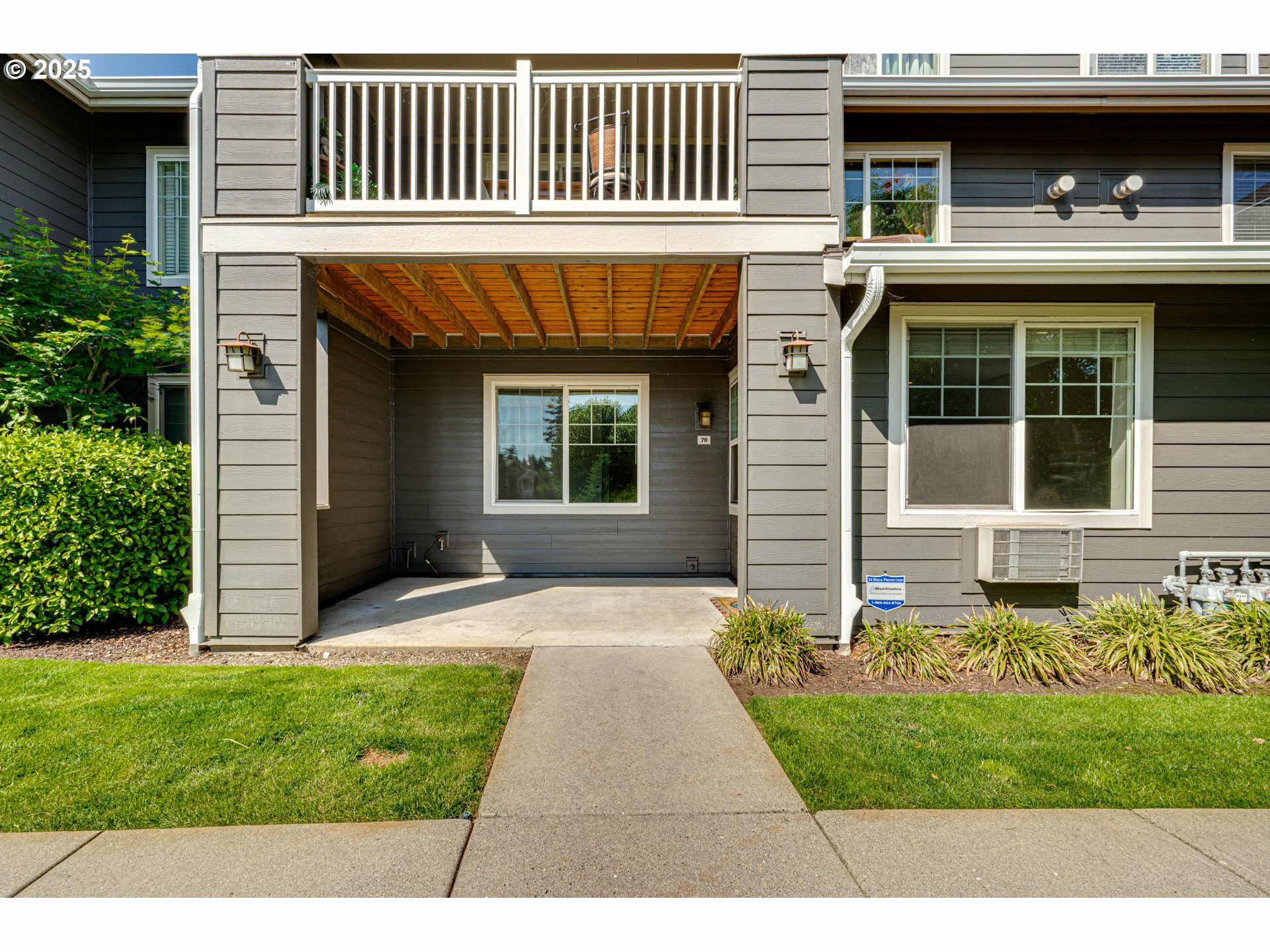 Property Photo: 10800 SE 17th Cir F70 WA 98664