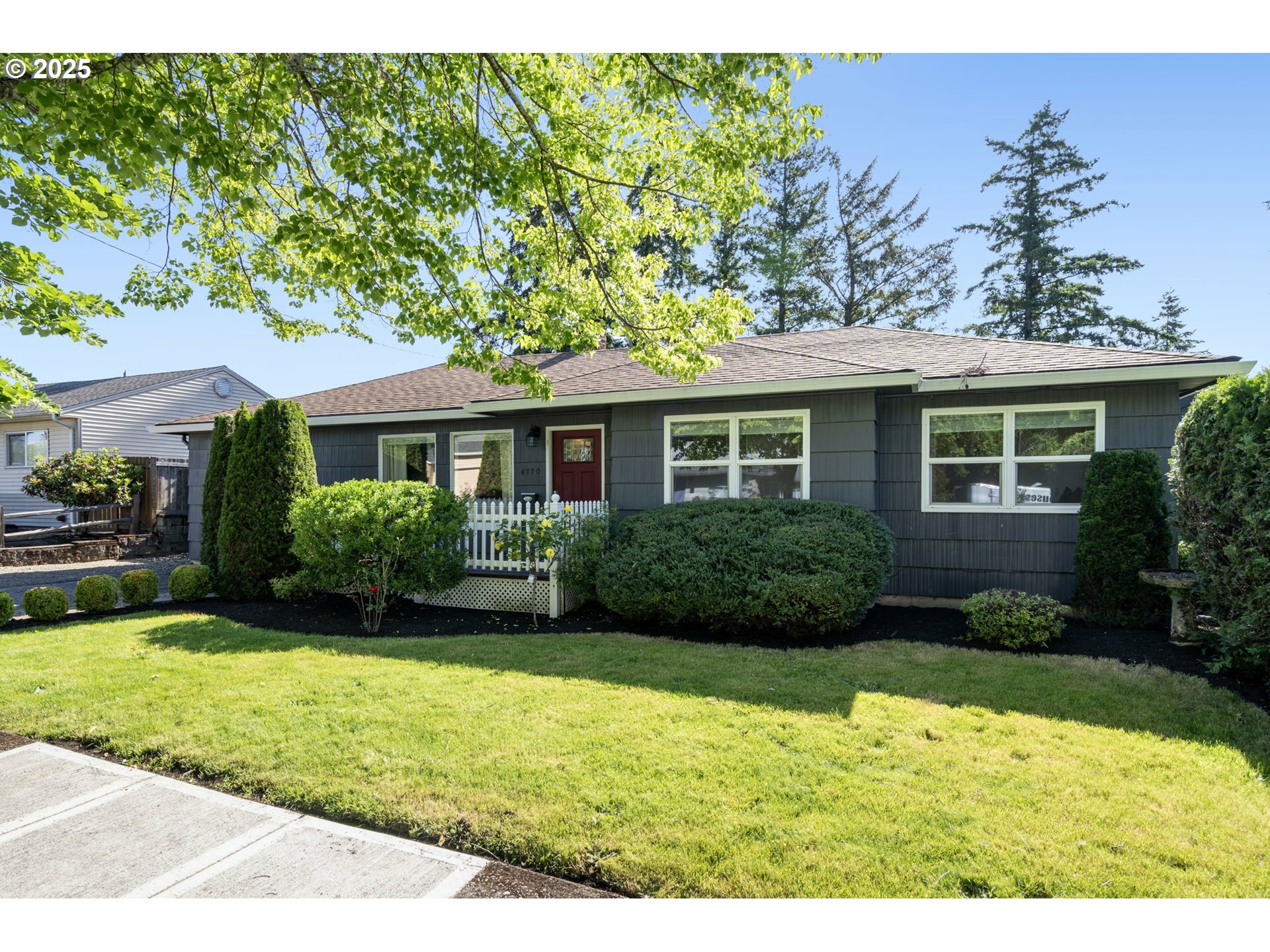 Property Photo: 4770 SW Beech Dr OR 97005