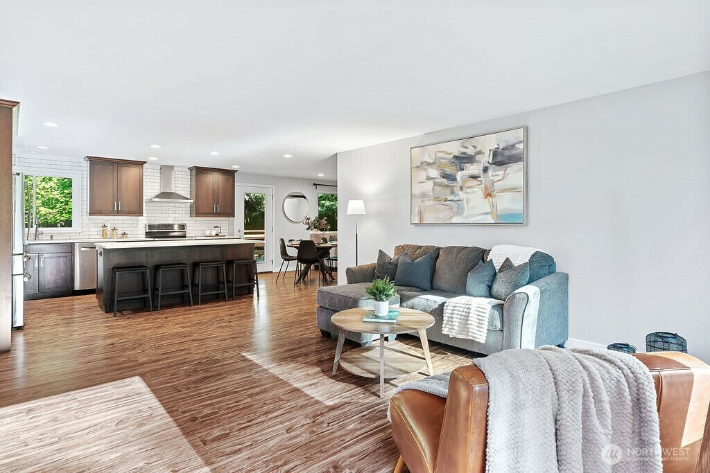 Property Photo: 14520 78th Avenue NE WA 98028