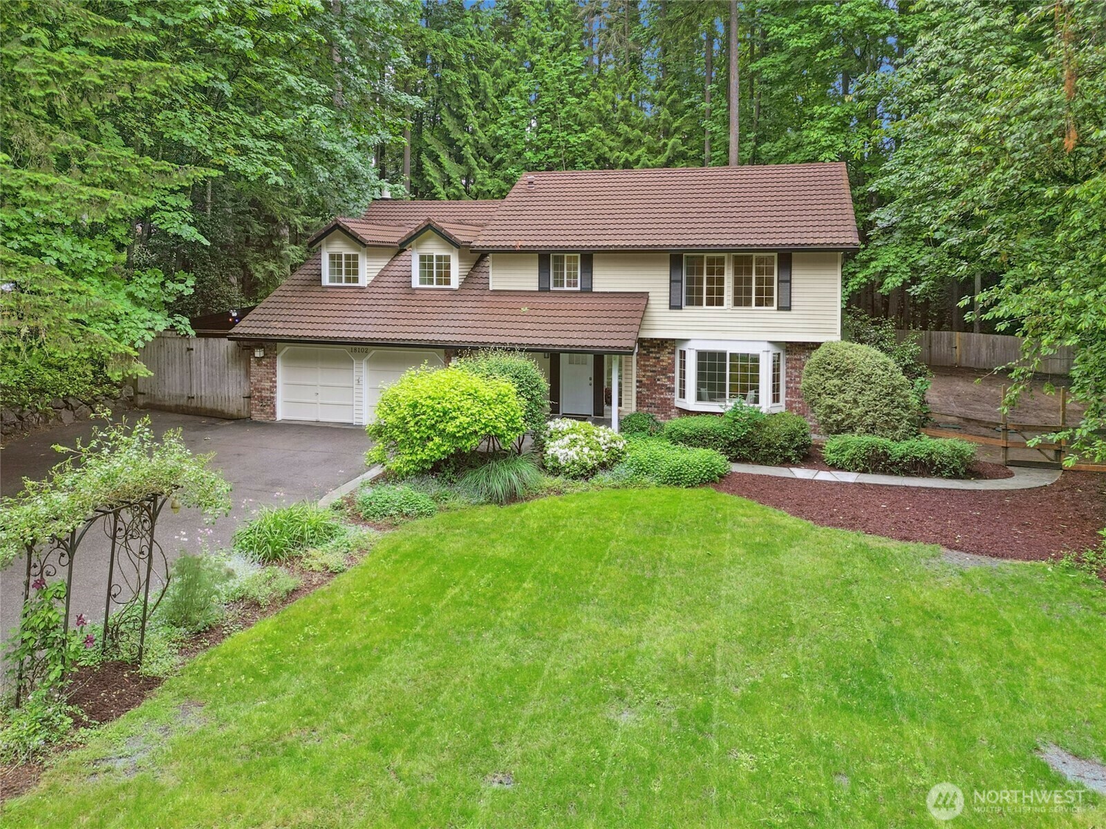 18102 NE 154th Street  Woodinville WA 98072 photo