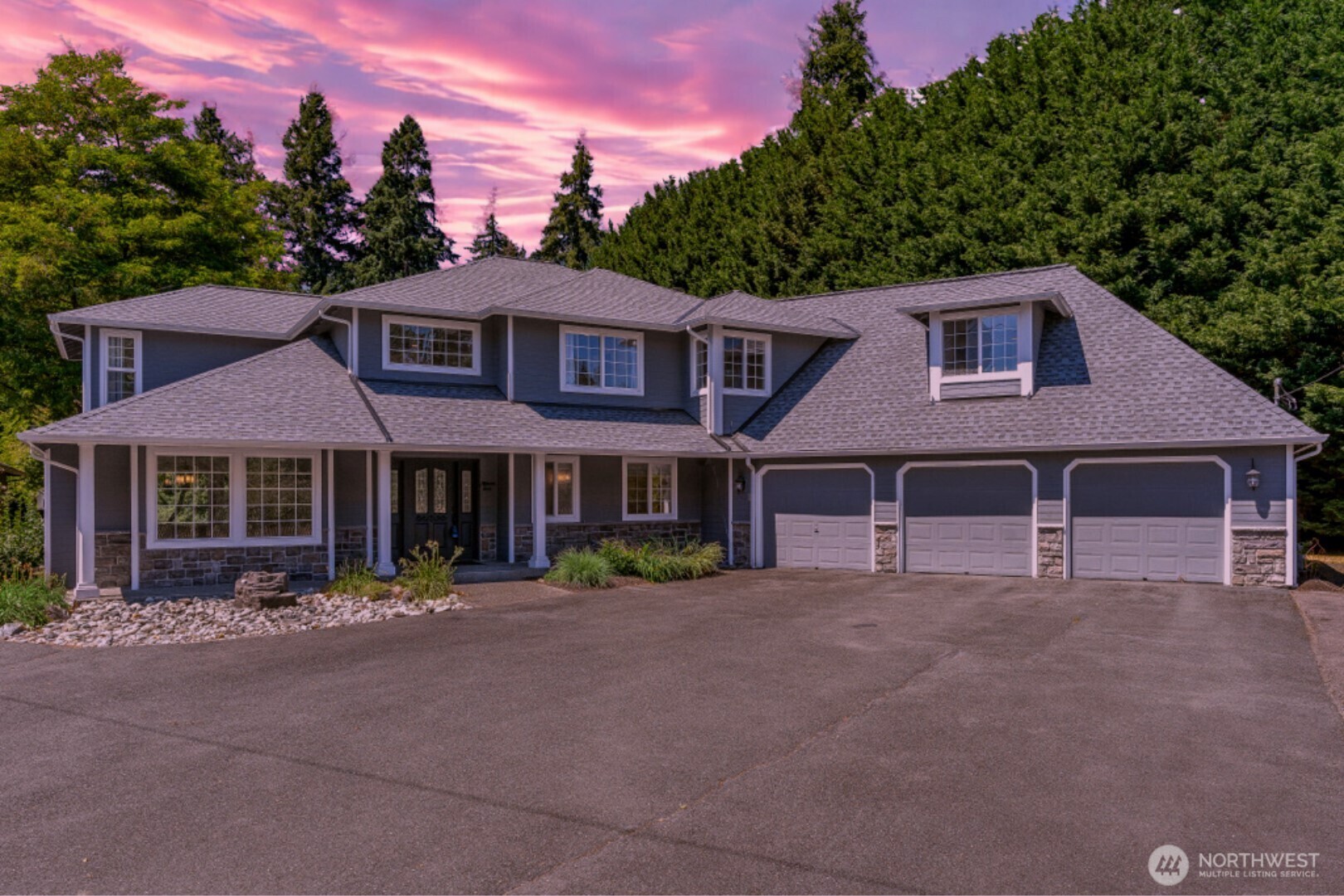 Property Photo: 16710 Snohomish Avenue WA 98296