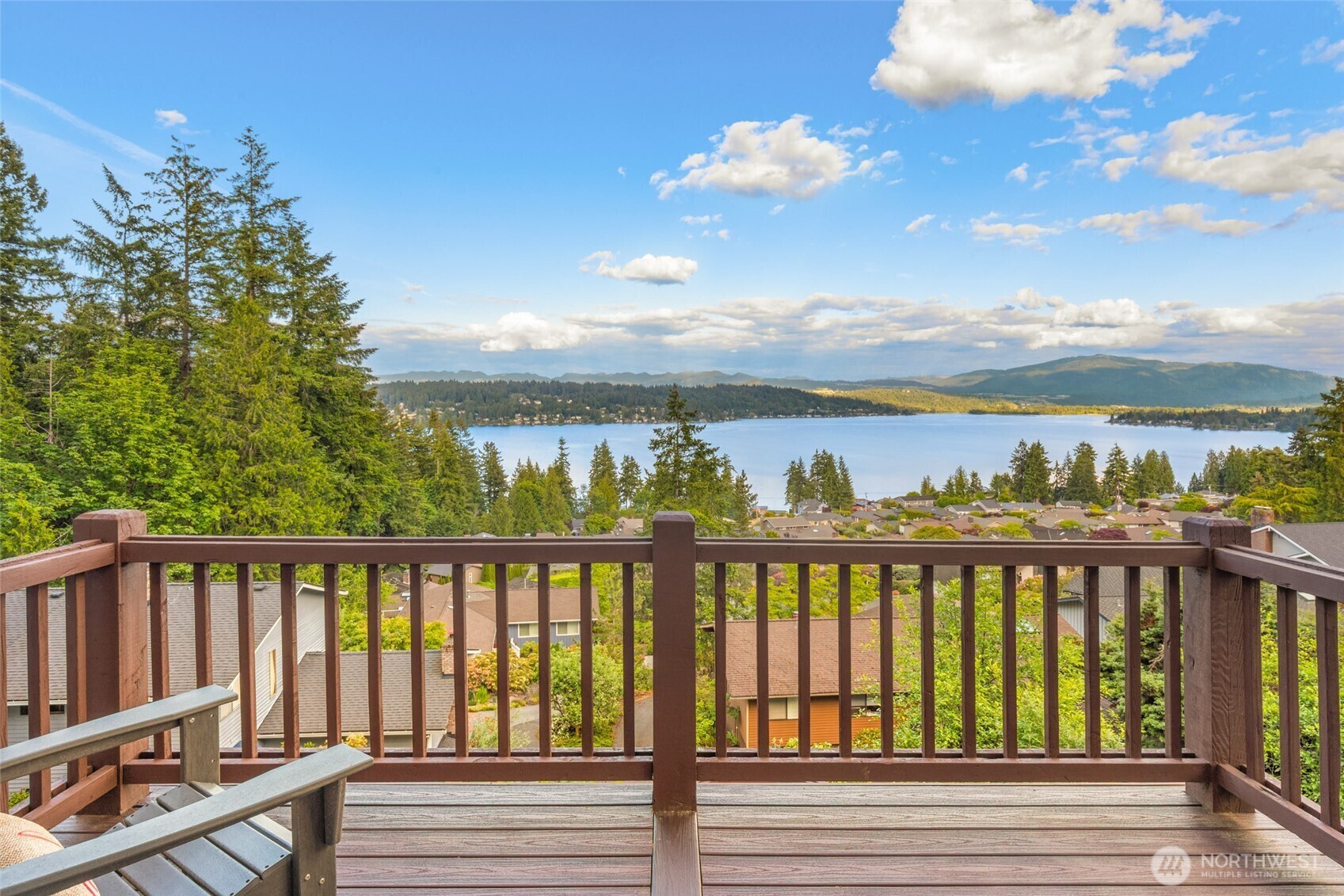 Property Photo: 16822 SE 26th Street WA 98008