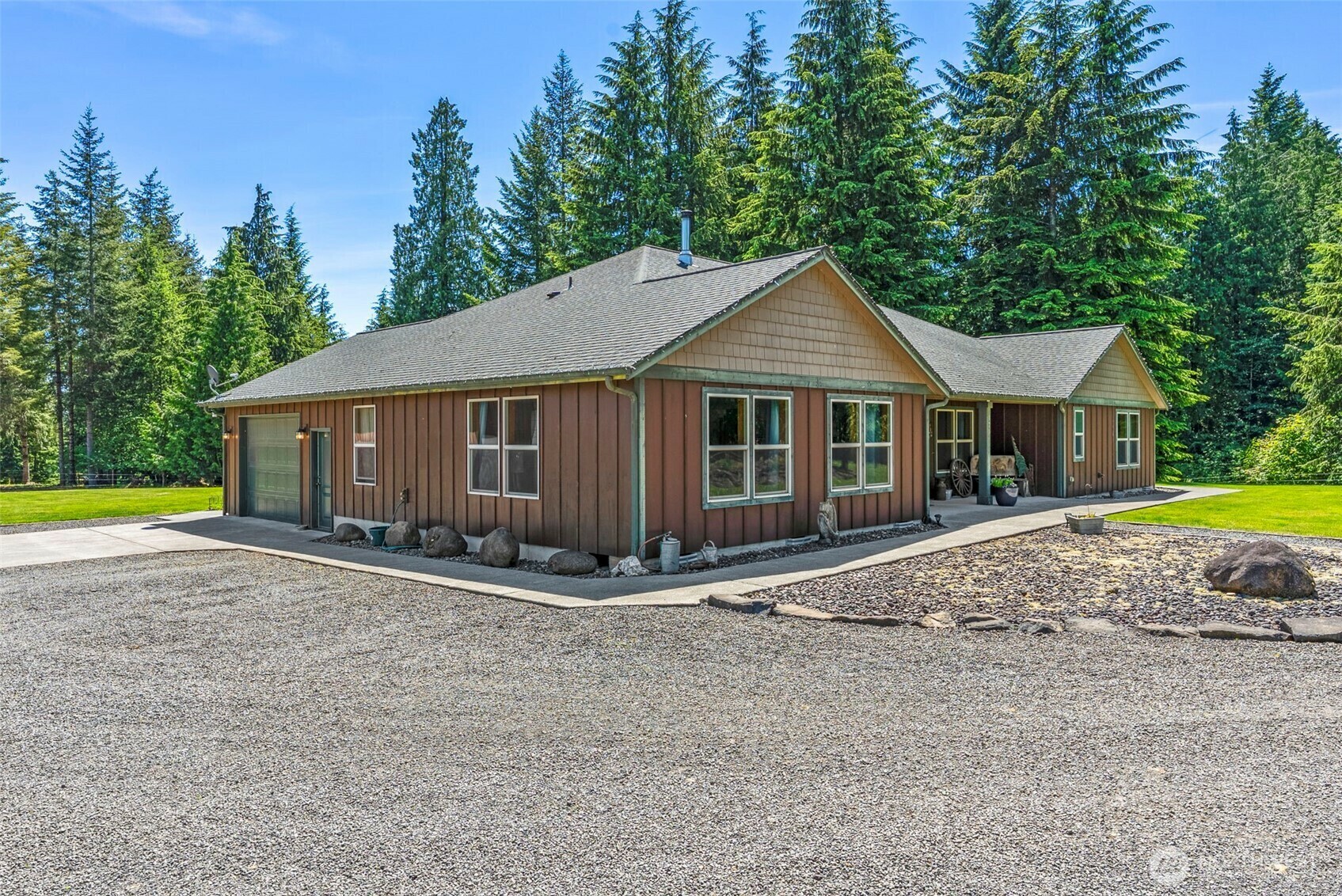 Property Photo: 175 Elwood Road WA 98611