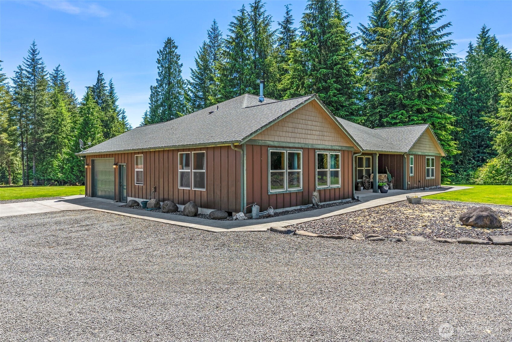 Property Photo: 175 Elwood Road WA 98611