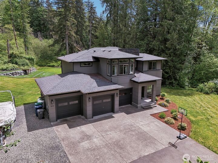 Property Photo:  413  Newberg Road  WA 98290 