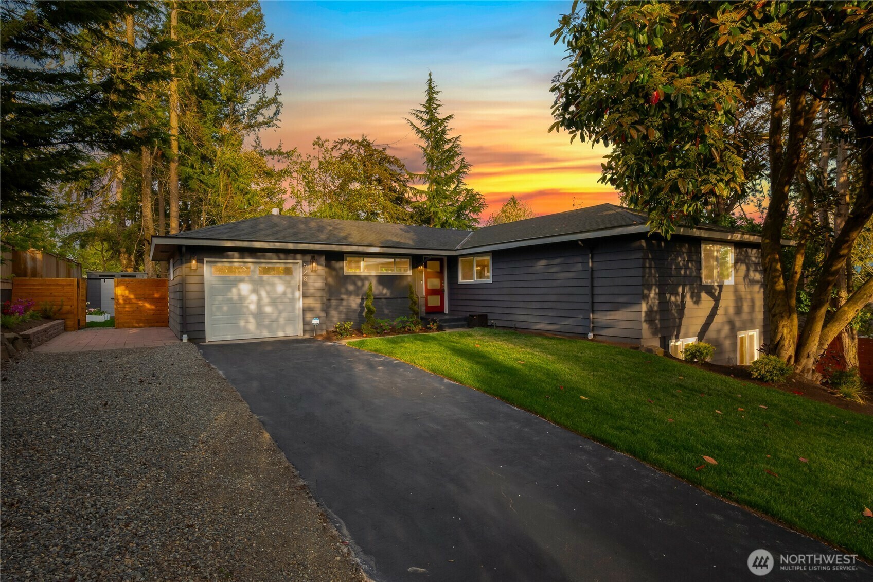 628  163rd Avenue SE  Bellevue WA 98008 photo