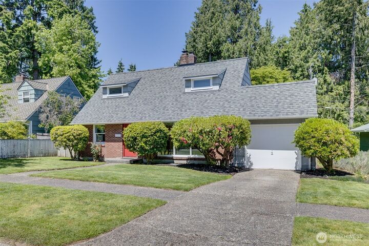 Property Photo: 4026 NE 87th Street WA 98115