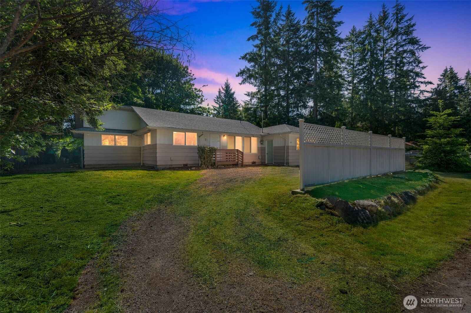 Property Photo:  11319  86th Avenue E  WA 98373 