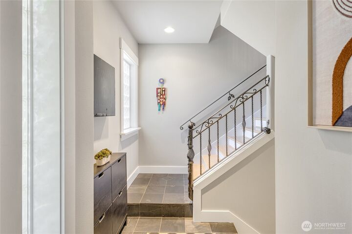 Property Photo:  6711  22nd Avenue NW  WA 98117 