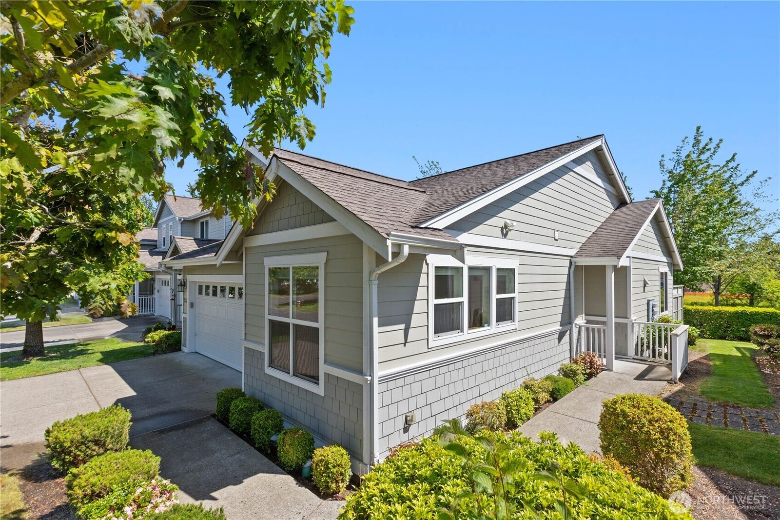 Property Photo:  509  Clover Lane  WA 98226 
