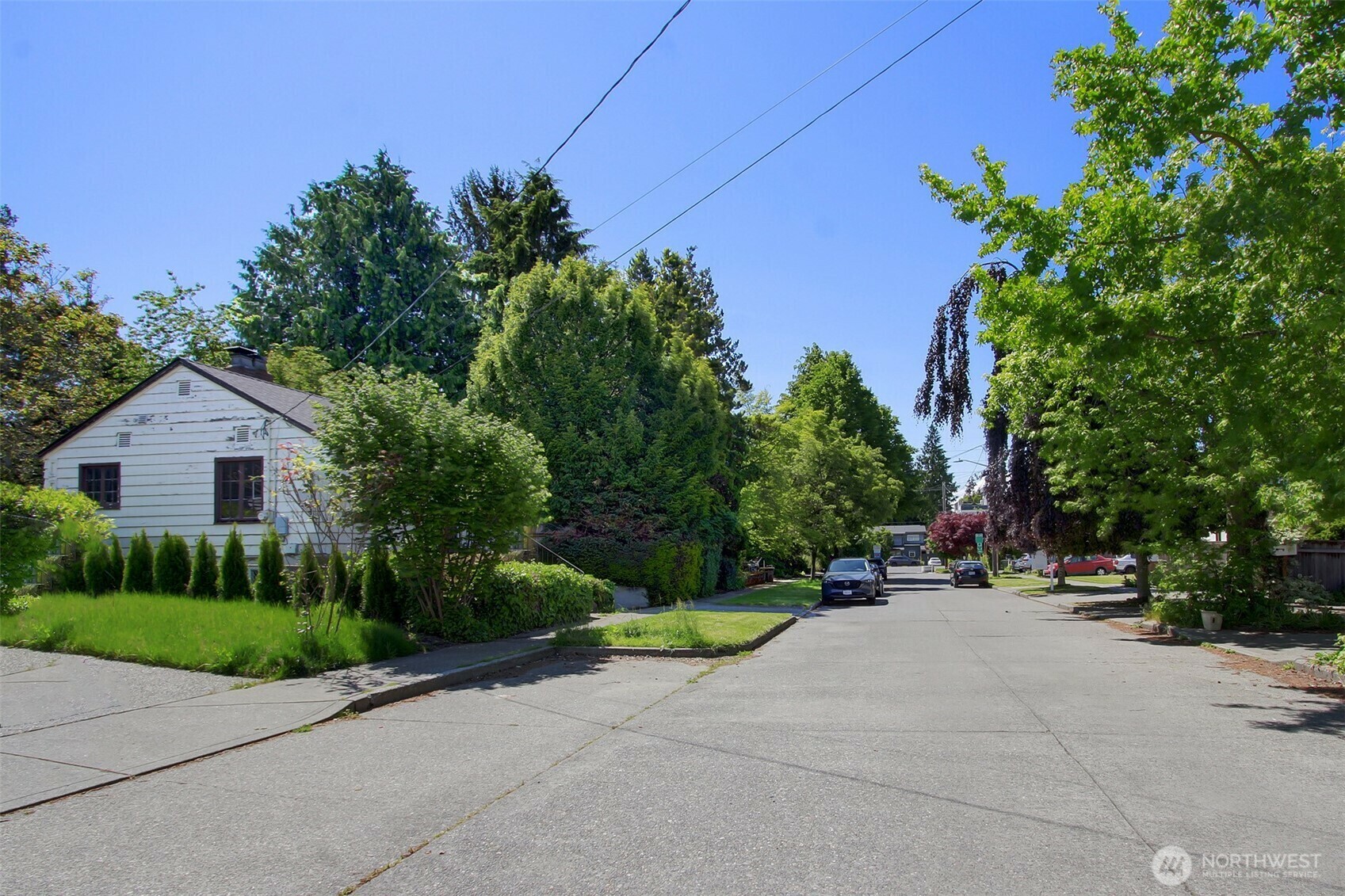 Property Photo: 725 N 92nd Street WA 98103