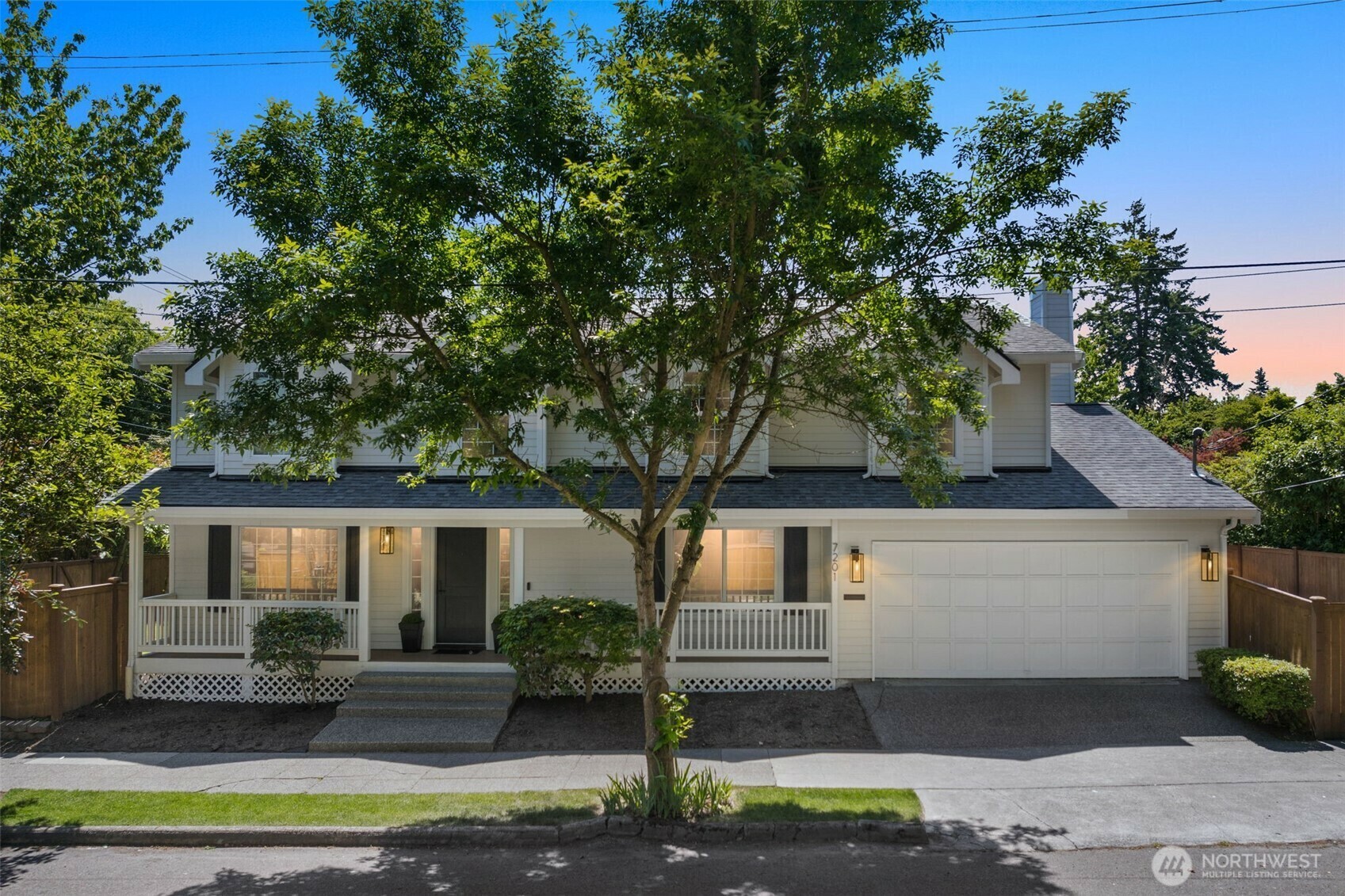 Property Photo: 7201 Seward Park Avenue S WA 98118