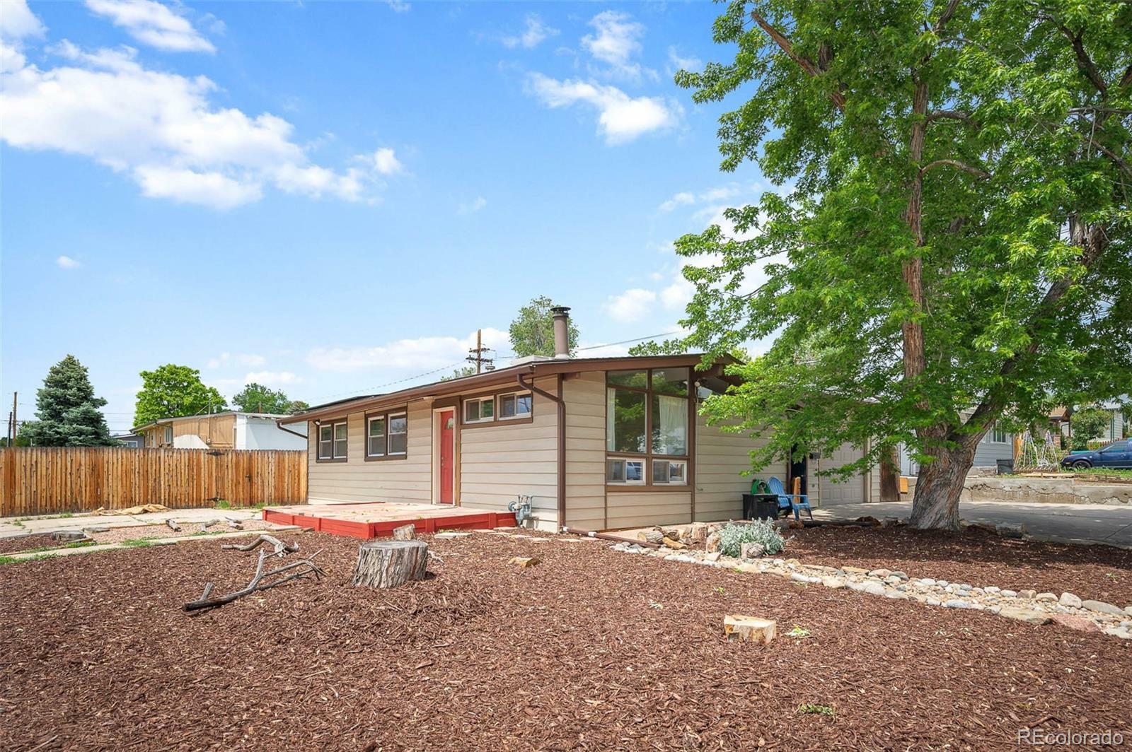 Property Photo: 491 Campo Street CO 80221