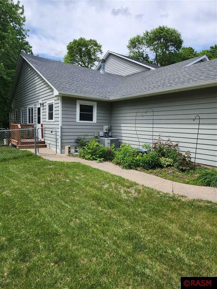 Property Photo: 26 Restess Ct MN 56003