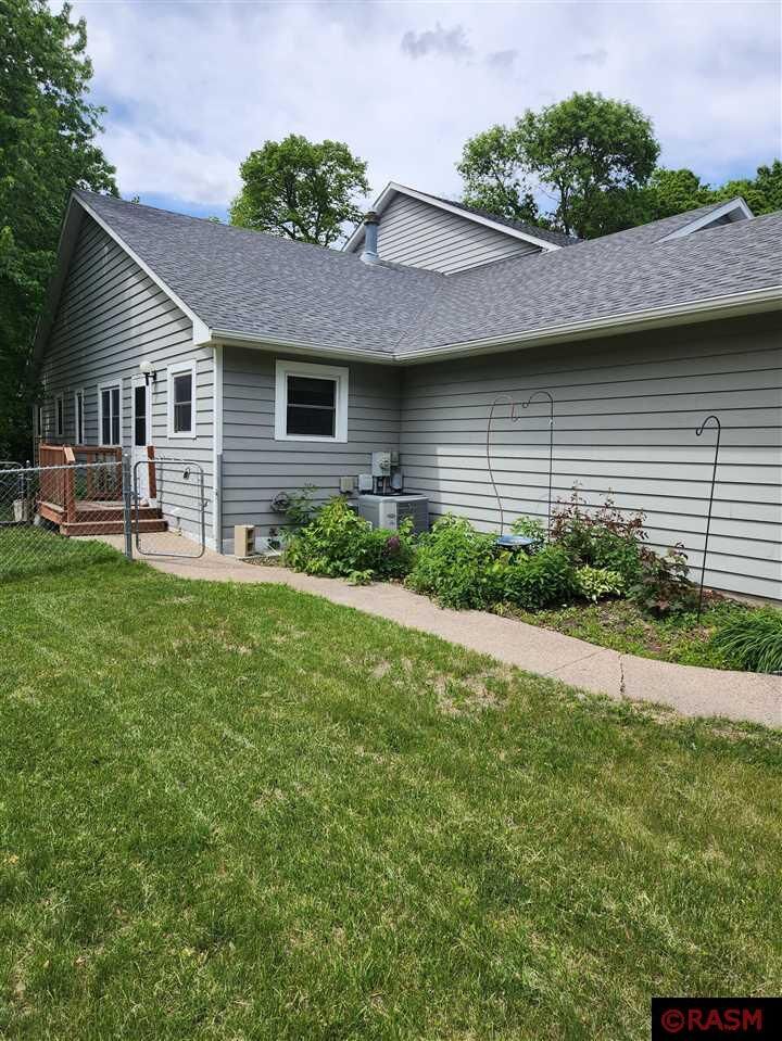 Property Photo: 26 Restess Ct MN 56003