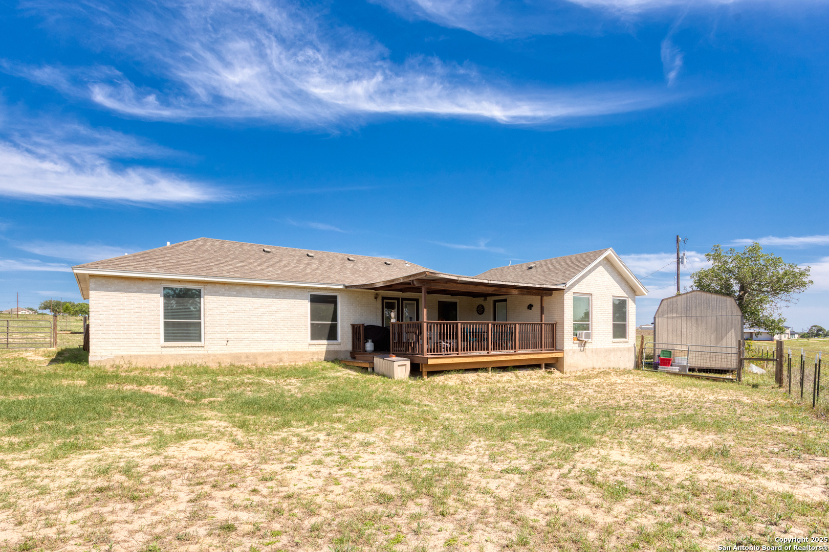 Property Photo: 177&Amp173 Lakeview Cir TX 78121